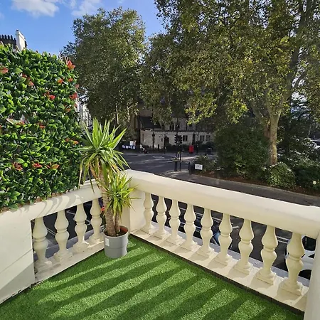 Queen Victoria Apartments-3